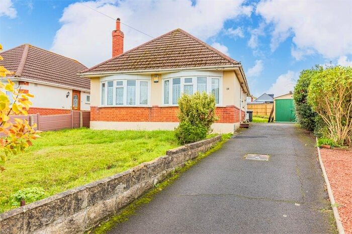 3 Bedroom Detached Bungalow For Sale In Green Lane, Bournemouth, Dorset BH10