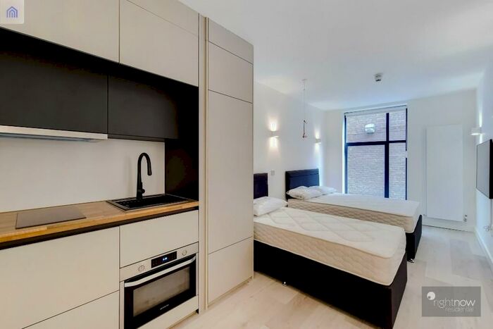 Studio To Rent In Woolwich Road, London, SE7