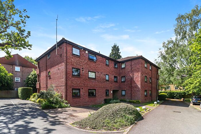 2 Bedroom Flat For Sale In Grandfield Avenue, Roseberry Court Grandfield Avenue, WD17
