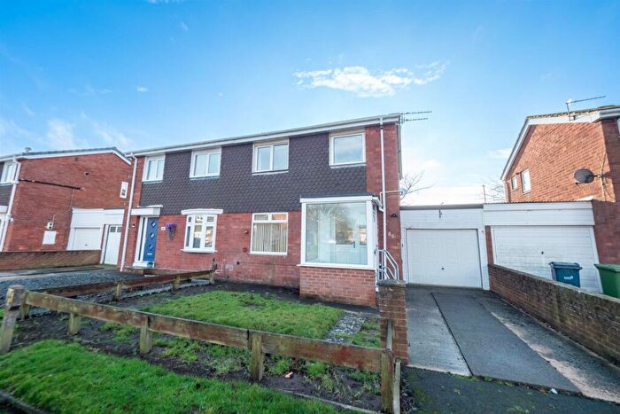 3 Bedroom Semi-Detached House For Sale In Gayhurst Crescent, Mill Hill, Sunderland, SR3