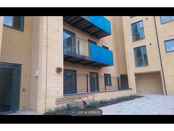 2 Bedroom Flat To Rent In Stephen Tuckwell House, Barking, IG11