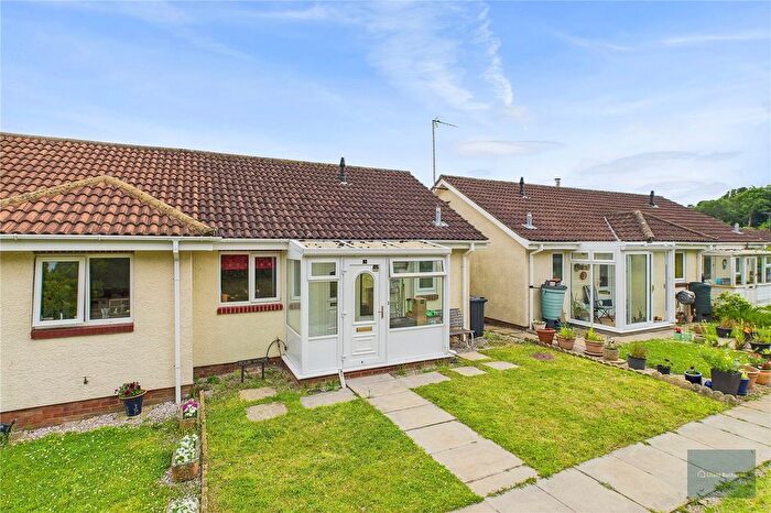 1 Bedroom Bungalow To Rent In Emblett Drive, Newton Abbot, TQ12