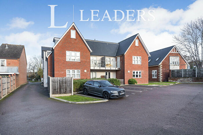 2 Bedroom Apartment To Rent In Orchard Court, Hitchin, SG5