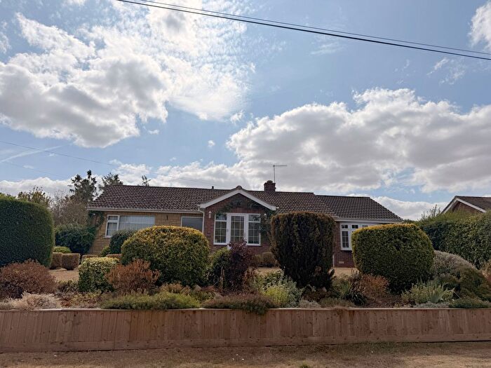 2 Bedroom Detached Bungalow For Sale In Naunton Village, Upton-Upon-Severn, WR8