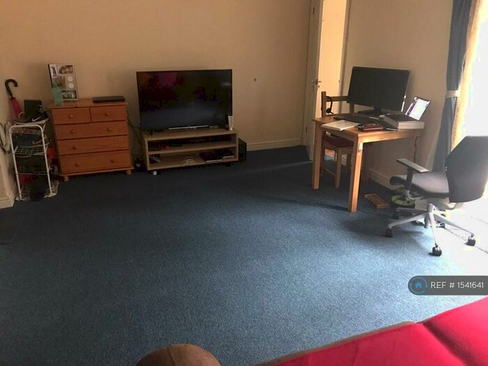 1 Bedroom Terraced House To Rent In Empress Avenue, Ilford, IG1