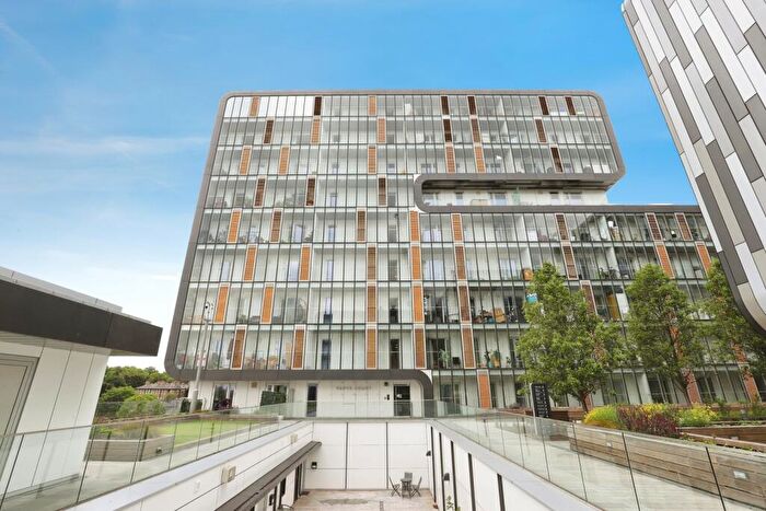 1 Bedroom Flat For Sale In Love Lane, London, London, SE18