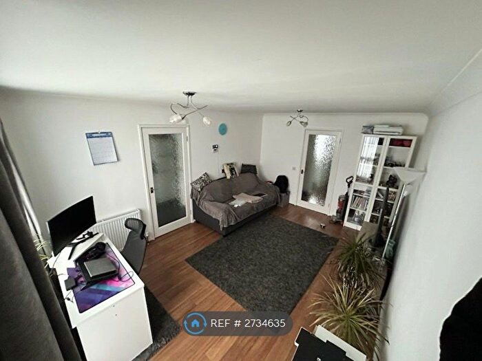 1 Bedroom Maisonette To Rent In Hatton Grove, West Drayton, UB7