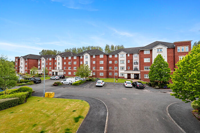 2 Bedroom Flat For Sale In Hazelden Park, Glasgow, G44
