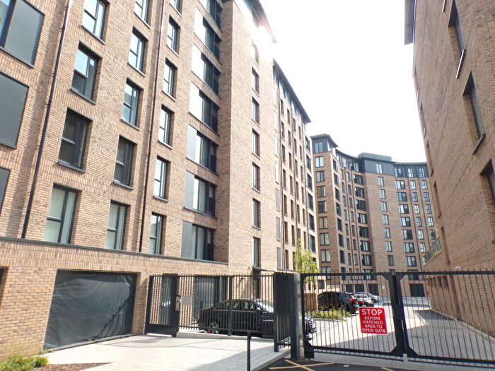 1 Bedroom Apartment To Rent In Lexington Gardens, B15