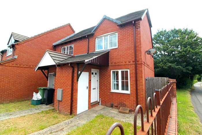 2 Bedroom End Of Terrace House For Sale In Dewfalls Drive, Bradley Stoke, BS32