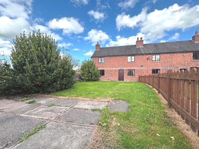 2 Bedroom Semi-Detached House To Rent In Whiston, Stoke-On-Trent, ST10
