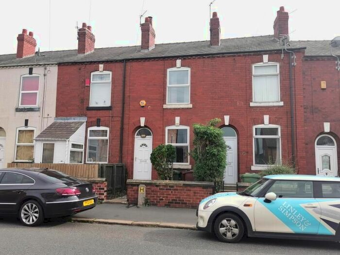 2 Bedroom Terraced House To Rent In Alverthorpe Road, Wakefield, WF2