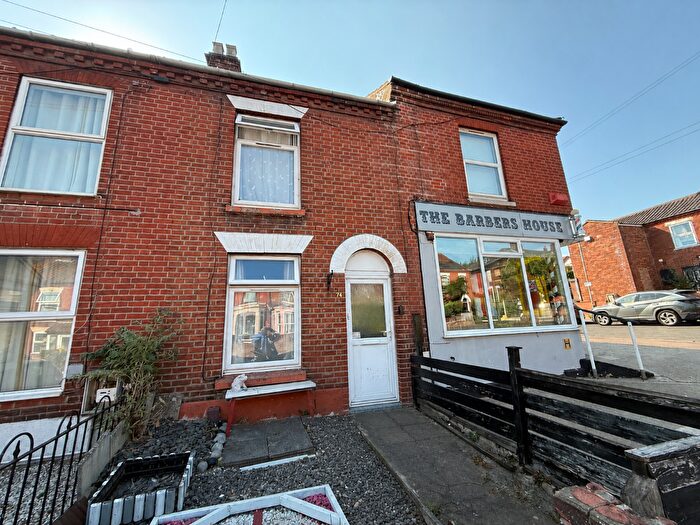 3 Bedroom Terraced House For Sale In Silver Road, Norwich, Norfolk, NR3