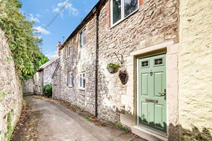 2 Bedroom Cottage To Rent In Dye Lane, Radstock, BA3