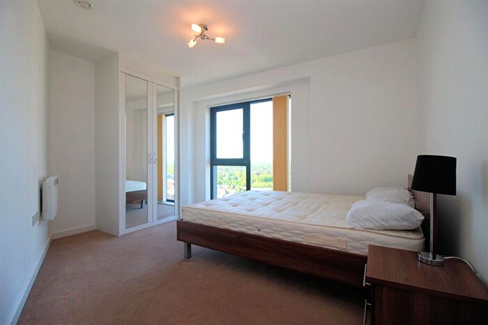 2 Bedroom Apartment To Rent In Guildford Road, Woking, Surrey, GU22
