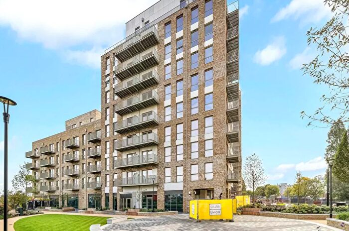 1 Bedroom Flat To Rent In Beresford Avenue, Wembley, HA0