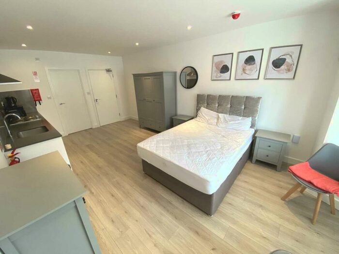 Studio To Rent In Headstone Road, Harrow, HA1