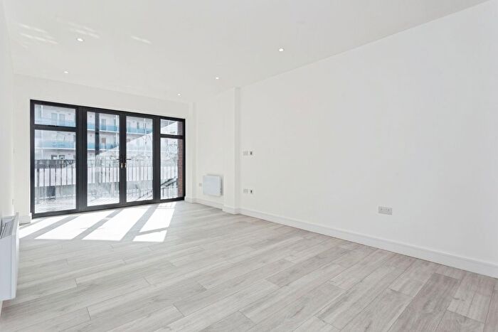 2 Bedroom Flat To Rent In Station Road, Harrow, HA1