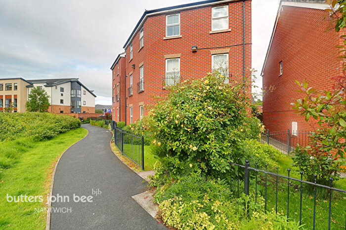 2 Bedroom Apartment For Sale In Cherry Tree Court, Nantwich, CW5