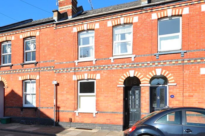 2 Bedroom Terraced House For Sale In Winstonian Road, Cheltenham, GL52