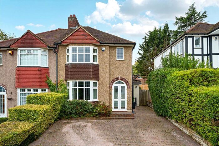 3 Bedroom Semi-Detached House For Sale In Rowan Walk, Bromley, BR2