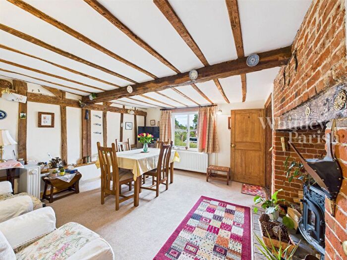 4 Bedroom Detached House For Sale In Lows Lane, Palgrave, IP22