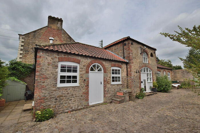 2 Bedroom Barn Conversion For Sale In Hospital Road, Scorton, DL10