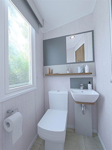 2 Bedroom Caravan For Sale In Caton, Lancaster, LA2