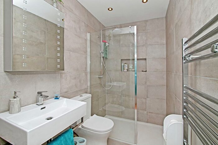 1 Bedroom Flat For Sale In Falmouth Road, Truro, Cornwall, TR1