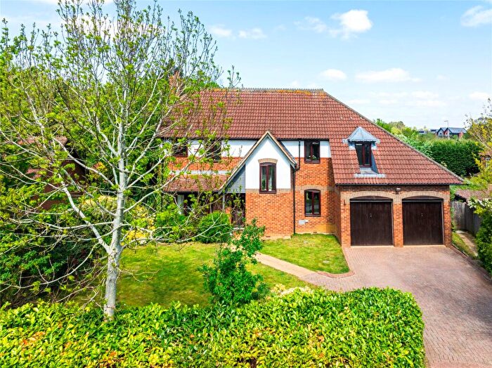 5 Bedroom Detached House For Sale In Cloudberry, Walnut Tree, Milton Keynes, Buckinghamshire, MK7