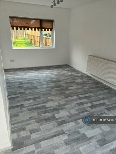 2 Bedroom Semi-Detached House To Rent In Spa Crescent, Little Hulton, Manchester, M38