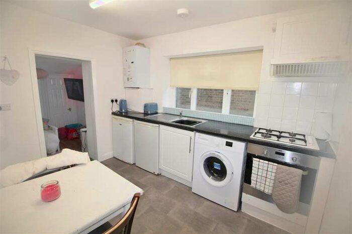 1 Bedroom Flat To Rent In Watling Street, Radlett, WD7