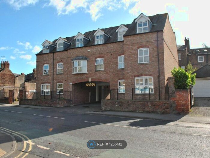 2 Bedroom Flat To Rent In Holgate Road, York YO24