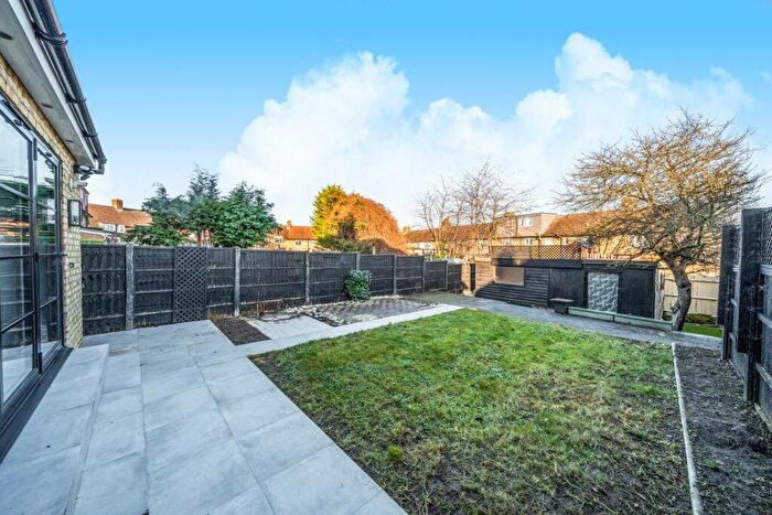 4 Bedroom Terraced House For Sale In Southend Lane, Catford, SE6