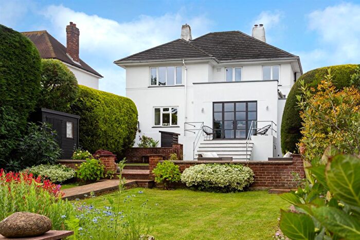 4 Bedroom Detached House For Sale In Priory Avenue, Hastings, TN34