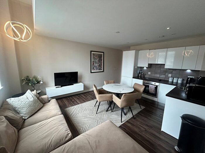 2 Bedroom Flat To Rent In The Strand, Liverpool, L2