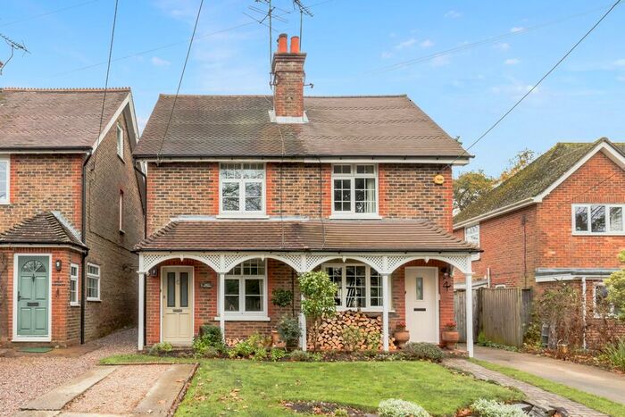 2 Bedroom Semi-Detached House For Sale In Handcross Road, Staplefield RH17
