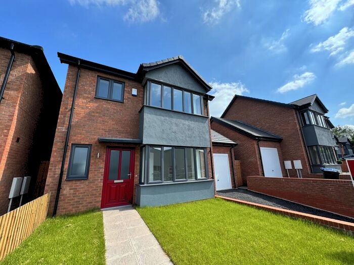 4 Bedroom House To Rent In Lower City Road, Tividale, B69