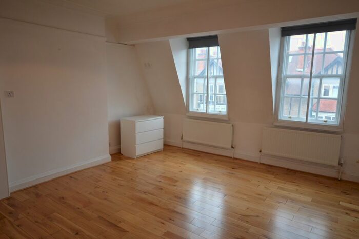1 Bedroom Flat To Rent In The Broadway, London, NW7