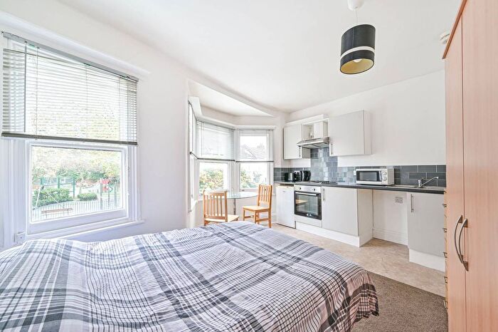 Studio To Rent In Sumatra Road, West Hampstead, London, NW6