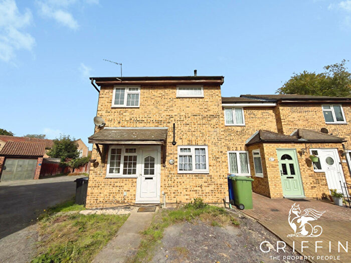 1 Bedroom Semi-Detached House To Rent In Prior Chase, Badgers Dene, Grays, RM17