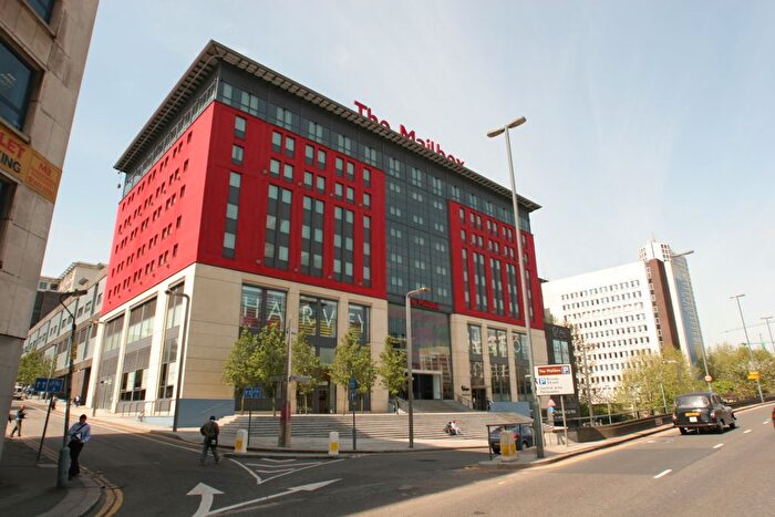 2 Bedroom Flat To Rent In Royal Arch Apartments, Birmingham, B1