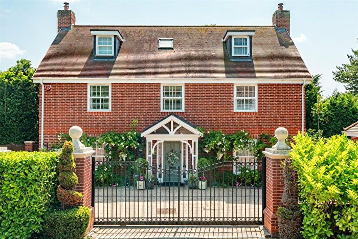 7 Bedroom Detached House For Sale In Sevenacres, Tewin, Welwyn, AL6