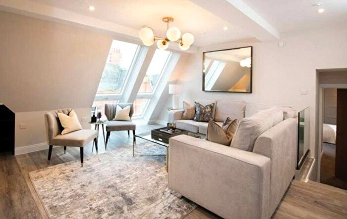 3 Bedroom Flat To Rent In Fleet Street, London, EC4A