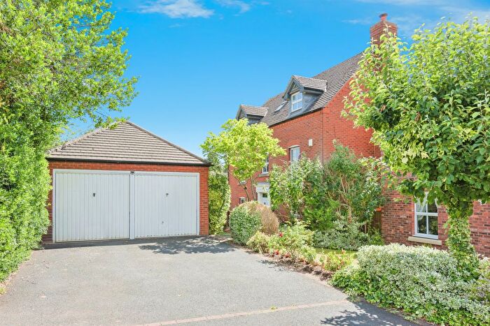 5 Bedroom Detached House For Sale In Walsall Road, Lichfield, WS13