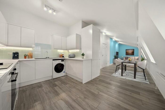 2 Bedroom Flat To Rent In Rainhill Way, London, E3