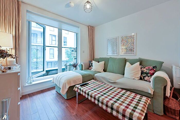 1 Bedroom Flat To Rent In Guildford Road, Woking, GU22