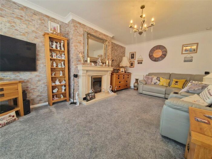 3 Bedroom SemiDetached Bungalow For Sale In Warwick Road, Alkrington