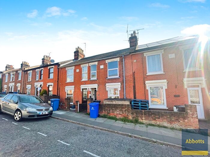 3 Bedroom Terraced House To Rent In Martin Road, Ipswich, IP2