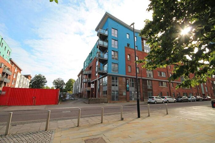2 Bedroom Flat For Sale In Ratcliffe Court, Barleyfields, Bristol, BS2